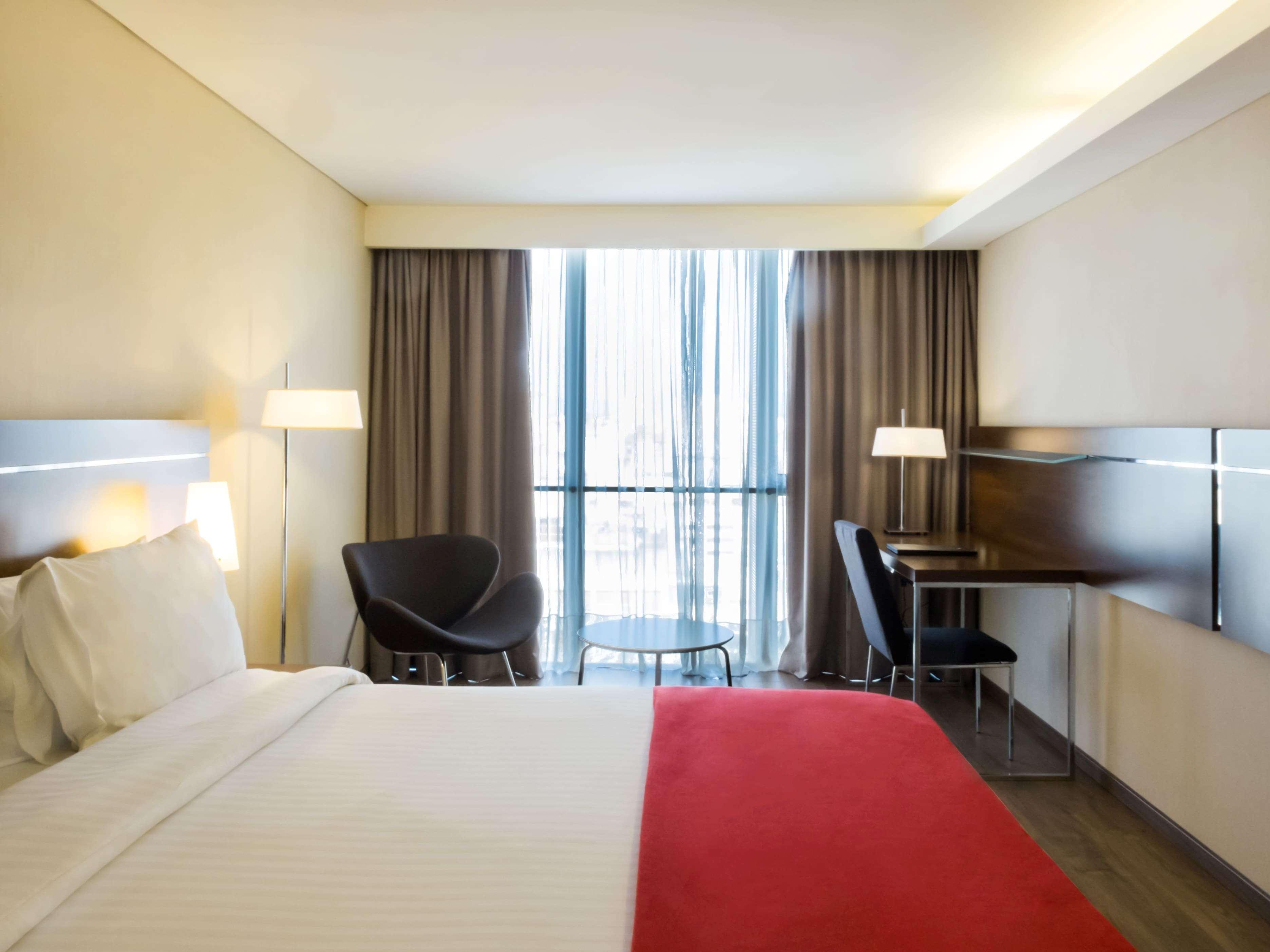 Howard Johnson La Canada Hotel & Suites Cordoba Exterior foto