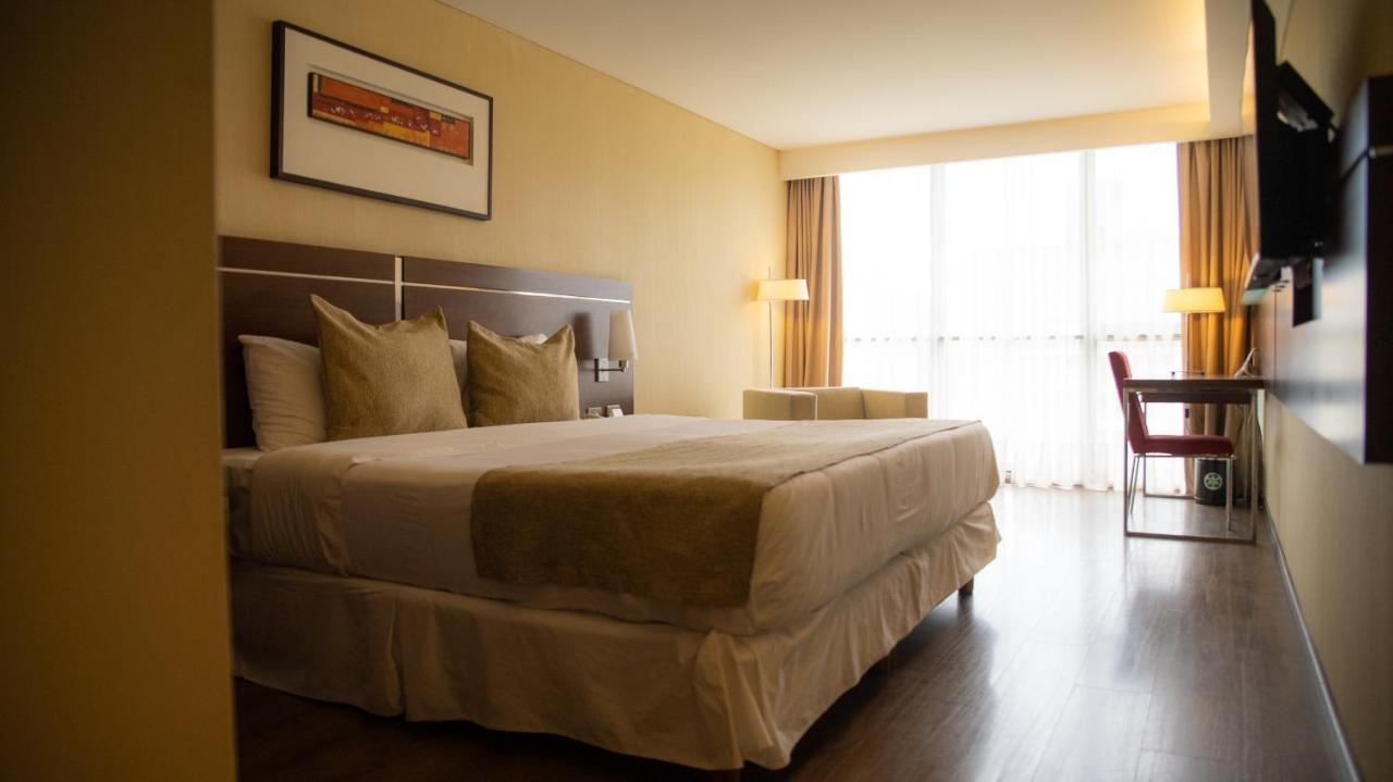 Howard Johnson La Canada Hotel & Suites Cordoba Exterior foto
