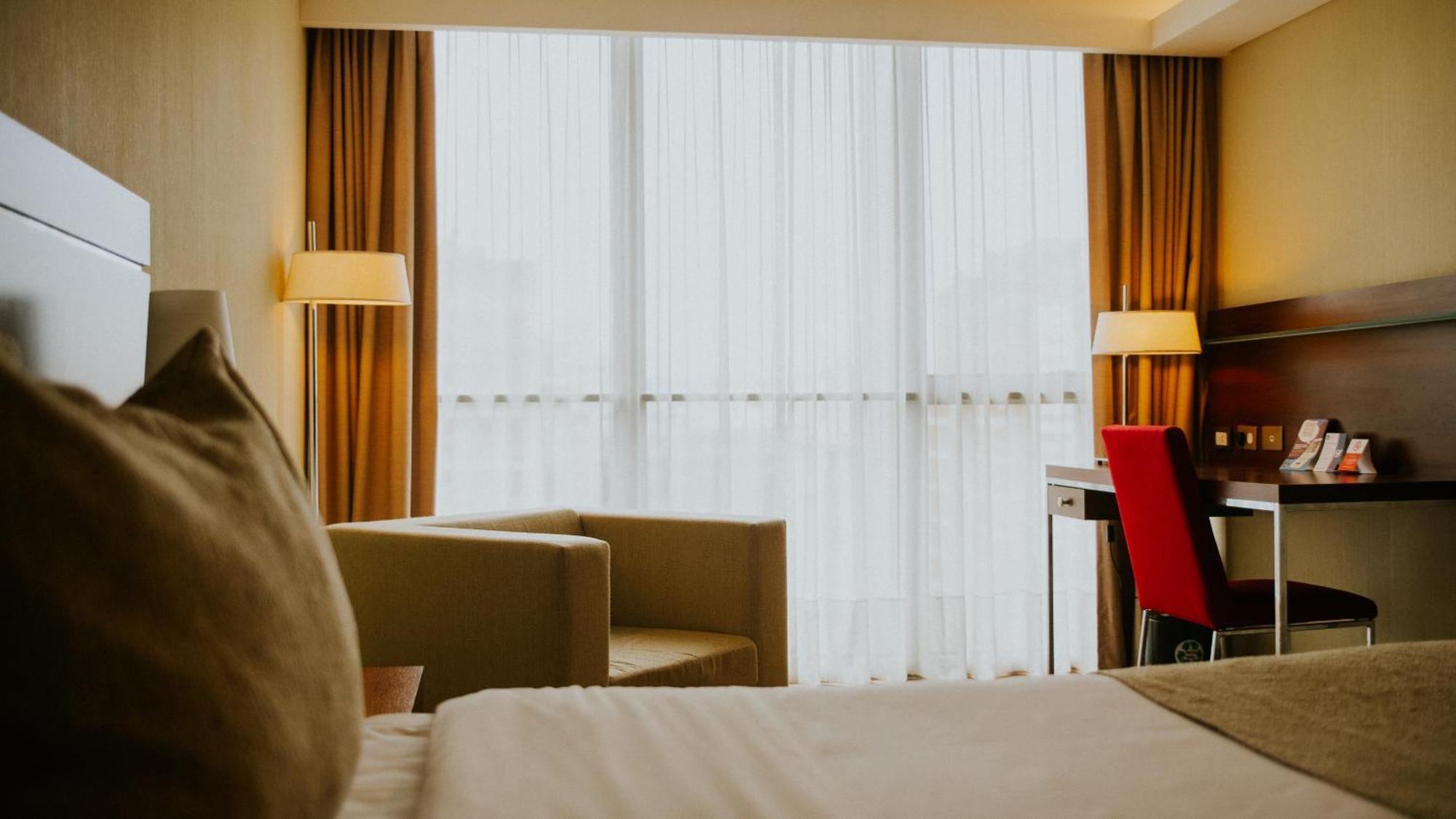 Howard Johnson La Canada Hotel & Suites Cordoba Exterior foto