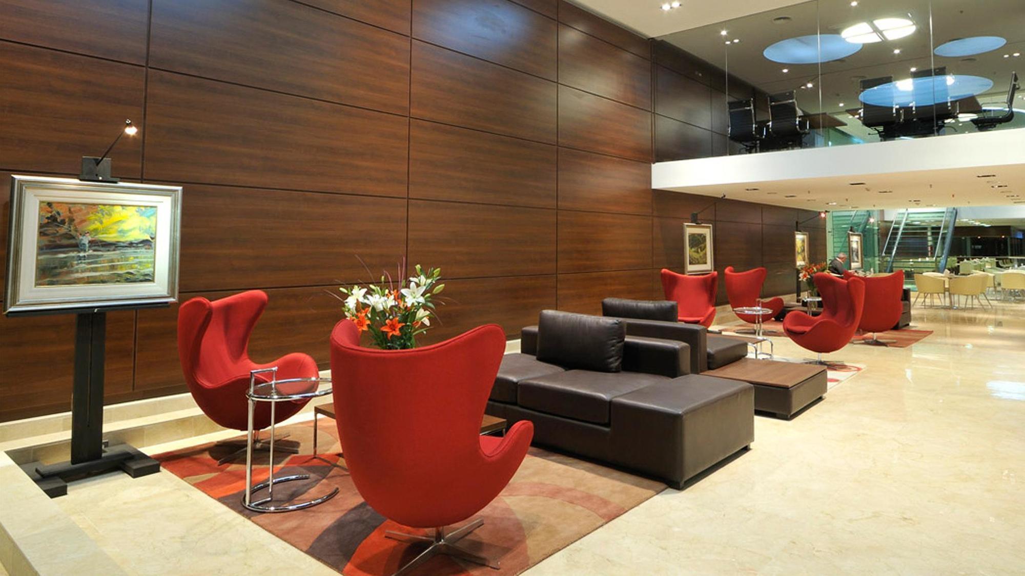 Howard Johnson La Canada Hotel & Suites Cordoba Exterior foto