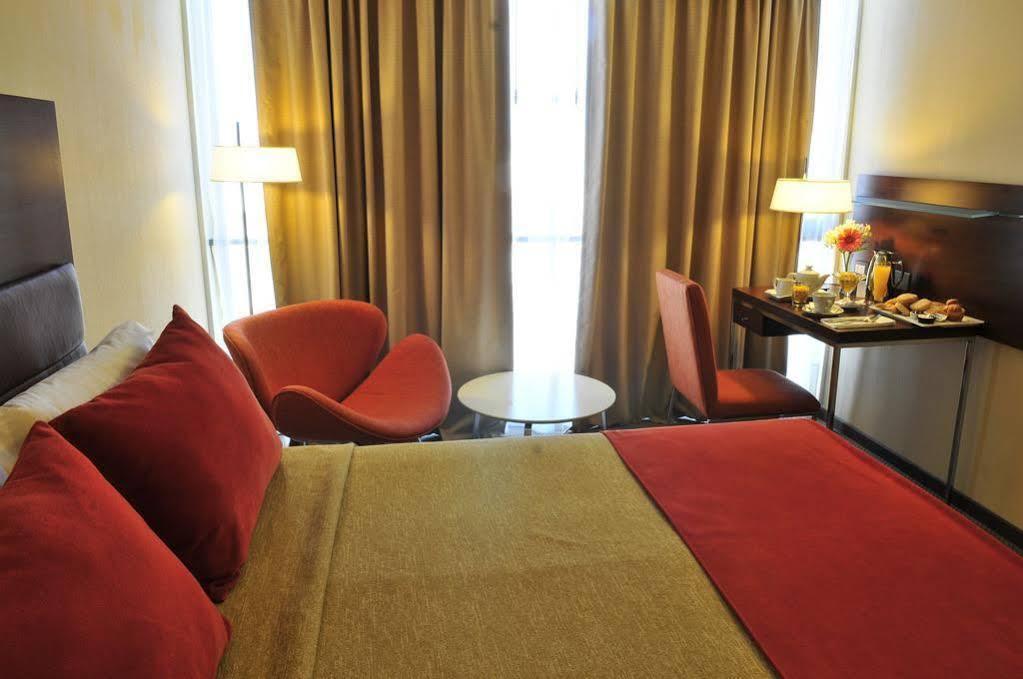 Howard Johnson La Canada Hotel & Suites Cordoba Exterior foto